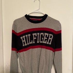 Tommy sweater